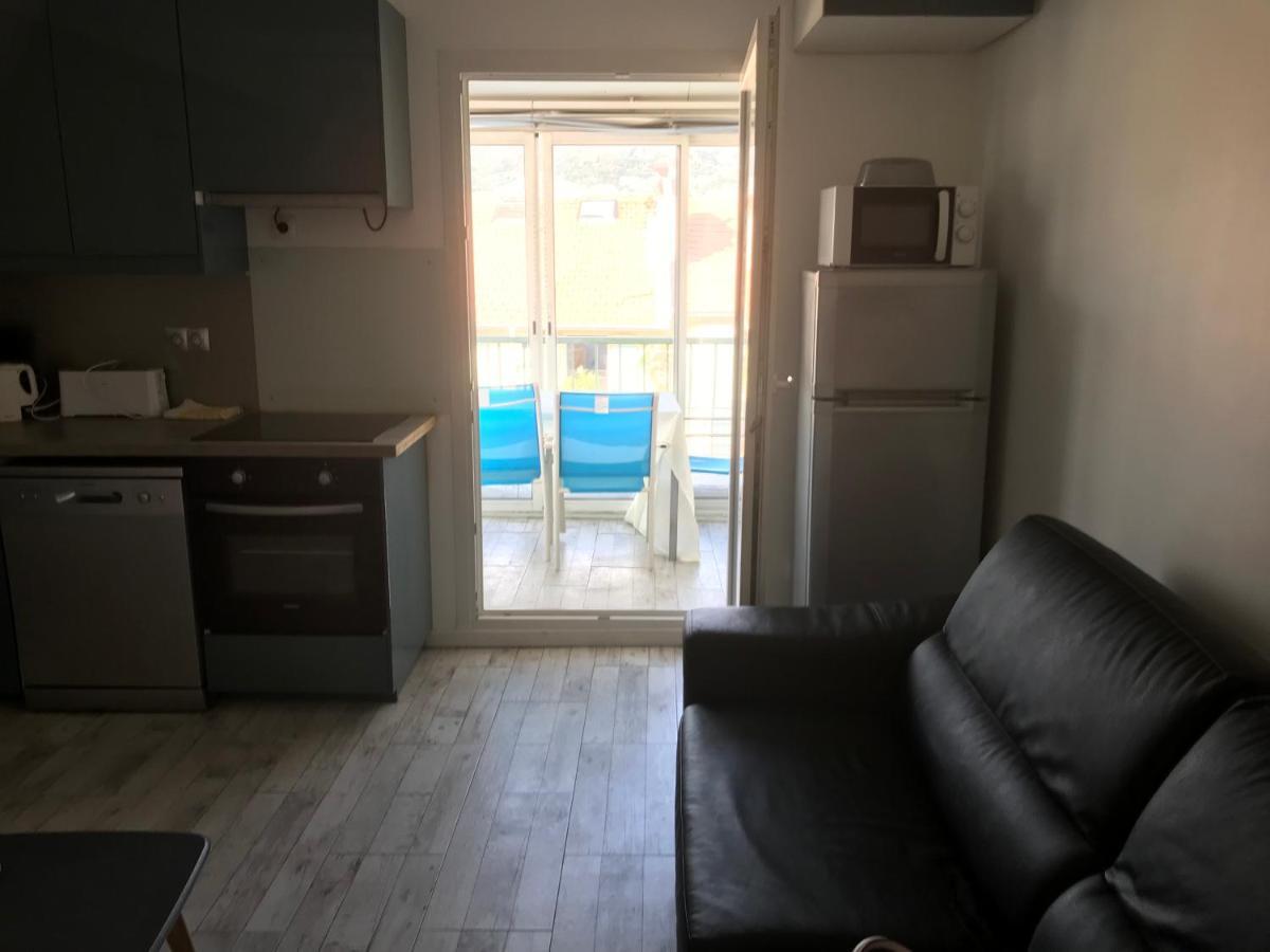 尼斯 4 A 6 Personnes Sur La Coulee Verte酒店 外观 照片